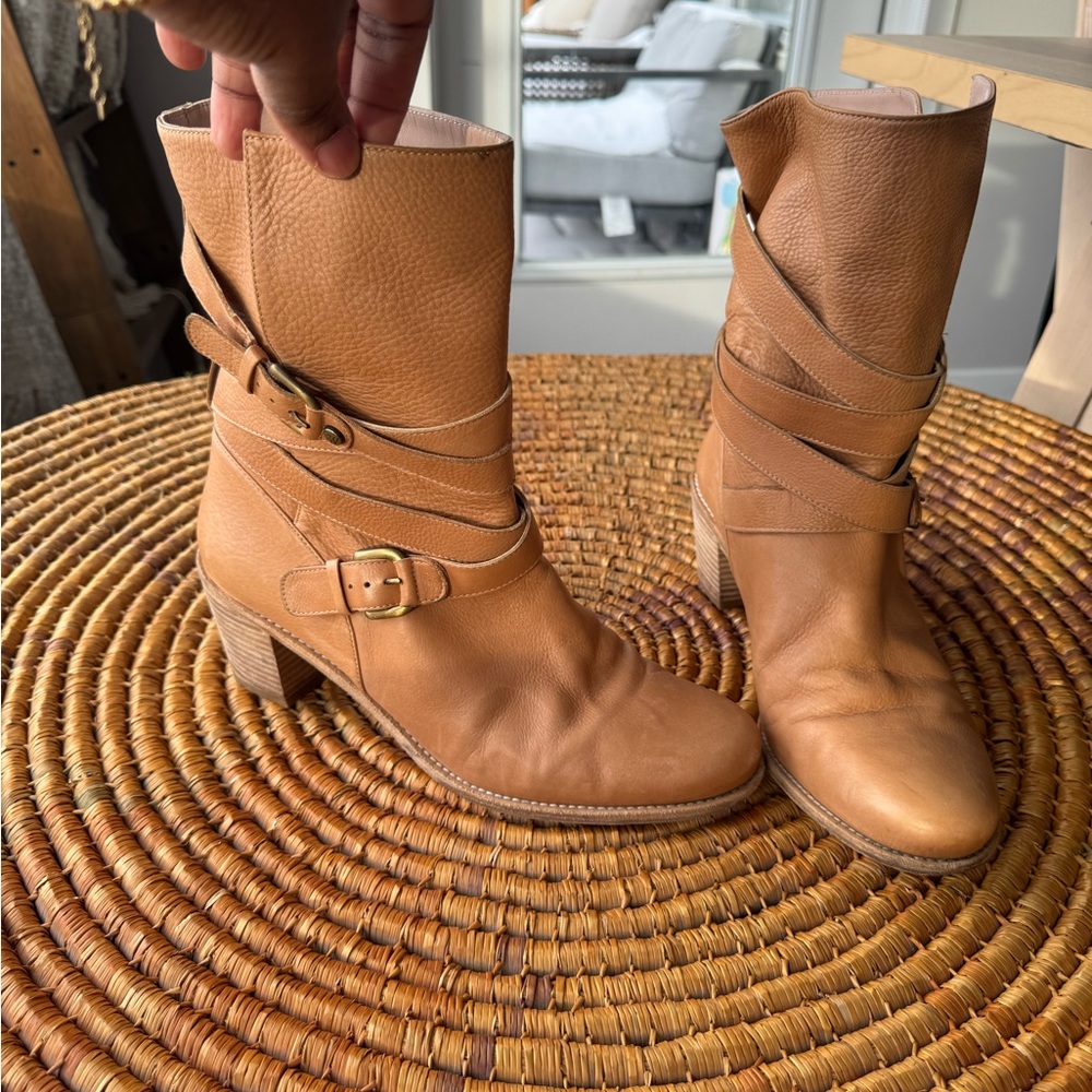 Stuart weitzman tan size 10 buttery Leather Ankle Boots with Buckle - Picture 2 of 9